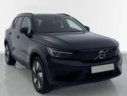 Negro Usado 2023 Volvo XC40 Core SUV | 38.400 € (Precio justo)