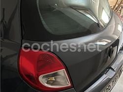 Negro Usado 2014 Renault Clio III Collection Berlina | 3200 €