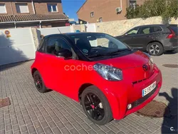 Rojo Usado 2013 Toyota iQ Utilitario | 10.500 € (Caro)
