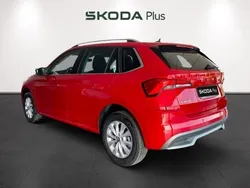Rojo Usado 2022 Skoda Kamiq Ambition SUV | 17.753 € (Precio justo)