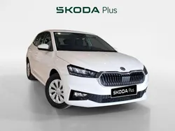 Blanco Usado 2024 Skoda Fabia Berlina | 15.500 € (Buen precio)