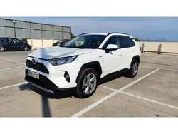 Blanco Usado 2021 Toyota RAV4 Hybrid Advance SUV | 32.900 € (Precio justo)
