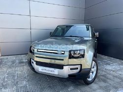 Verde Usado 2025 Land Rover Defender S SUV | 87.900 €