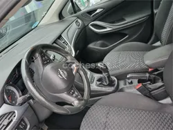Beige Usado 2017 Opel Astra Selective Berlina | 10.000 € (Precio justo)
