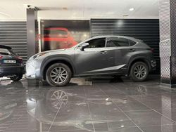Gris Usado 2017 Lexus NX300h Business Edition SUV | 21.600 € (Precio justo)