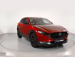Rojo Usado 2024 Mazda CX-30 Nagisa SUV | 31.600 €