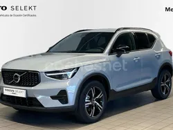 Gris / plata Nuevo 2024 Volvo XC40 Plus SUV | 39.500 € (Precio justo)