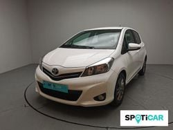 Blanco Usado 2014 Toyota Yaris Active Berlina | 13.900 € (Caro)