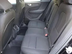 Negro Usado 2023 Volvo XC40 Core SUV | 25.850 € (Precio justo)