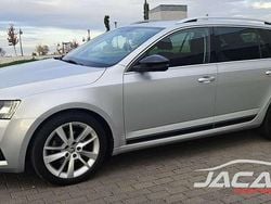 Gris Usado 2018 Skoda Octavia Familiar | 17.490 € (Precio justo)