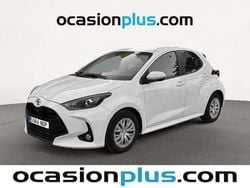 Blanco Usado 2023 Toyota Yaris Active Utilitario | 13.325 € (Precio justo)