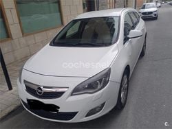 Blanco Usado 2011 Opel Astra Sport Berlina | 4950 € (Precio justo)