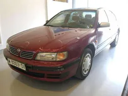 Rojo Usado 1995 Nissan Maxima SE Berlina | 1490 €