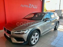 Beige Usado 2021 Volvo V60 CC Familiar | 26.999 € (Buen precio)