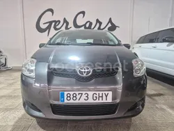 Gris / plata Usado 2008 Toyota Auris Luna Berlina | 7495 € (Precio justo)