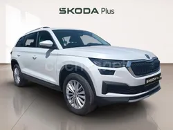Blanco Usado 2024 Skoda Kodiaq Ambition SUV | 31.990 € (Buen precio)