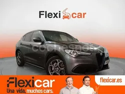 Gris / plata Usado 2022 Alfa Romeo Stelvio Sprint SUV | 30.980 € (Un poco caro)