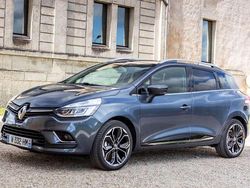 Blanco Usado 2017 Renault Clio GrandTour LIMITED Familiar | 8900 € (Precio justo)