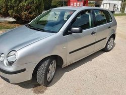 Gris Usado 2002 VW Polo Coupe | 2800 €