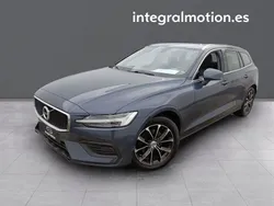 Gris Usado 2020 Volvo V60 Momentum Familiar | 21.900 € (Precio justo)