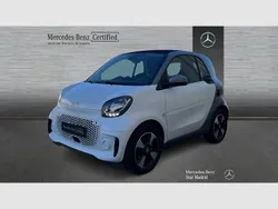 Gris / plateado Usado 2022 Smart ForTwo Electric Drive Passion Coupe | 16.490 € (Precio justo)