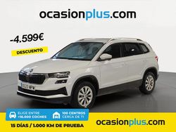 Blanco Usado 2024 Skoda Karoq Selection SUV | 27.490 € (Precio justo)
