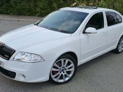 Blanco Usado 2007 Skoda Octavia vRS Berlina | 4900 € (Precio justo)