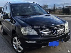 Negro Usado 2006 Mercedes ML320 SUV | 8500 € (Un poco caro)