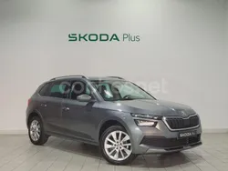 Gris Usado 2024 Skoda Kamiq Ambition SUV | 20.690 € (Precio justo)