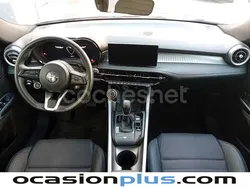 Gris / plata Usado 2022 Alfa Romeo Tonale Sprint SUV | 24.950 € (Precio justo)