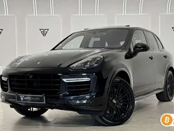 Negro Usado 2015 Porsche Cayenne Turbo SUV | 43.900 €