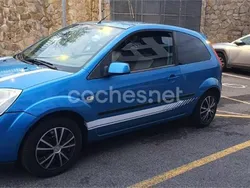 Azul Usado 2005 Ford Fiesta Utilitario | 3790 € (Un poco caro)
