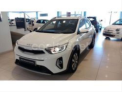 Negro Usado 2021 Kia Stonic SUV | 15.592 € (Precio justo)