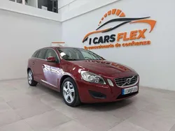 Burdeos Usado 2012 Volvo V60 R-Design Familiar | 7490 € (Precio justo)