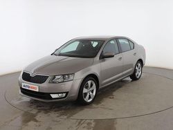 Gris Usado 2015 Skoda Octavia Style Utilitario | 14.999 € (Un poco caro)