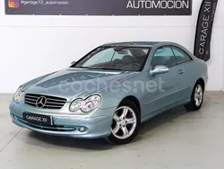 Azul Usado 2002 Mercedes CLK320 Avantgarde Coupe | 6850 € (Buen precio)