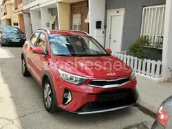 Rojo Usado 2022 Kia Stonic SUV | 13.500 € (Precio justo)
