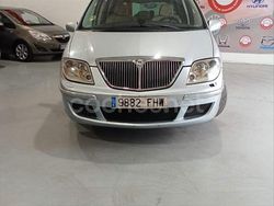 Gris / plata Usado 2006 Lancia Phedra Monovolumen | 5350 €