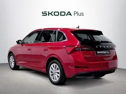 Gris plata Usado 2023 Skoda Scala Ambition Utilitario | 20.540 € (Un poco caro)