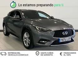 Infiniti Q30