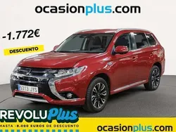 Rojo Usado 2017 Mitsubishi Outlander P-HEV SUV | 17.728 € (Precio justo)