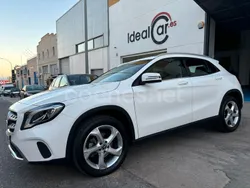 Blanco Usado 2019 Mercedes GLA200 SUV | 24.990 € (Precio justo)
