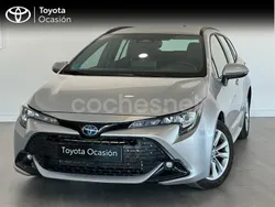 Gris / plata Usado 2024 Toyota Corolla Active Familiar | 26.990 € (Un poco caro)