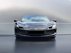 Negro Nuevo 2024 Ferrari 296 Coupe | 389.600 €