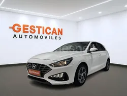 Blanco Usado 2022 Hyundai i30 Berlina | 15.990 € (Precio justo)