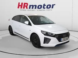 Blanco Usado 2018 Hyundai Ioniq Berlina | 15.210 € (Precio justo)