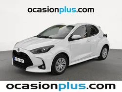 Blanco Usado 2023 Toyota Yaris Active Utilitario | 14.173 € (Precio justo)