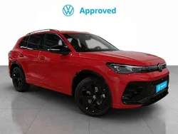 Rojo Usado 2024 VW Tiguan R-line SUV | 44.900 €