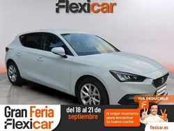 Blanco Usado 2021 Seat Leon Reference Familiar | 17.790 € (Un poco caro)