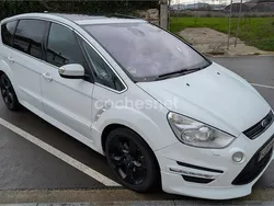 Blanco Usado 2011 Ford S-MAX Titanium S Monovolumen | 15.000 €